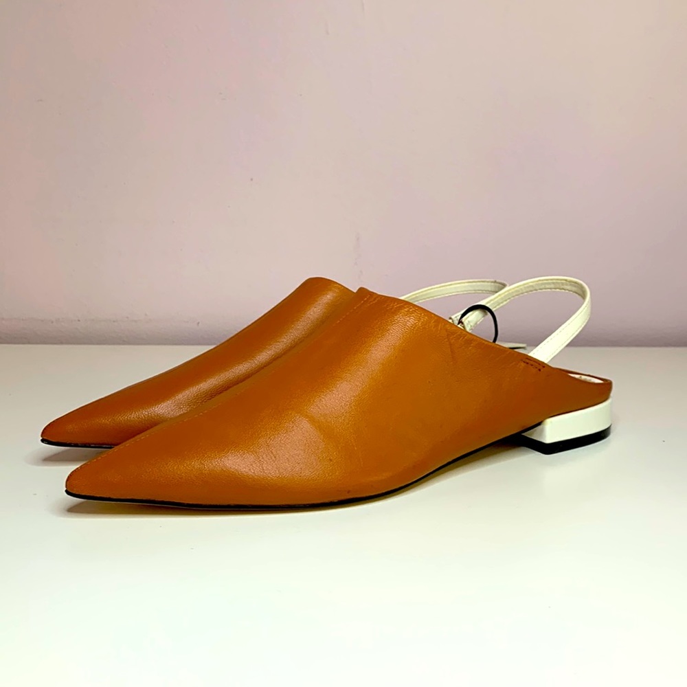 Leather Tan Slip On New